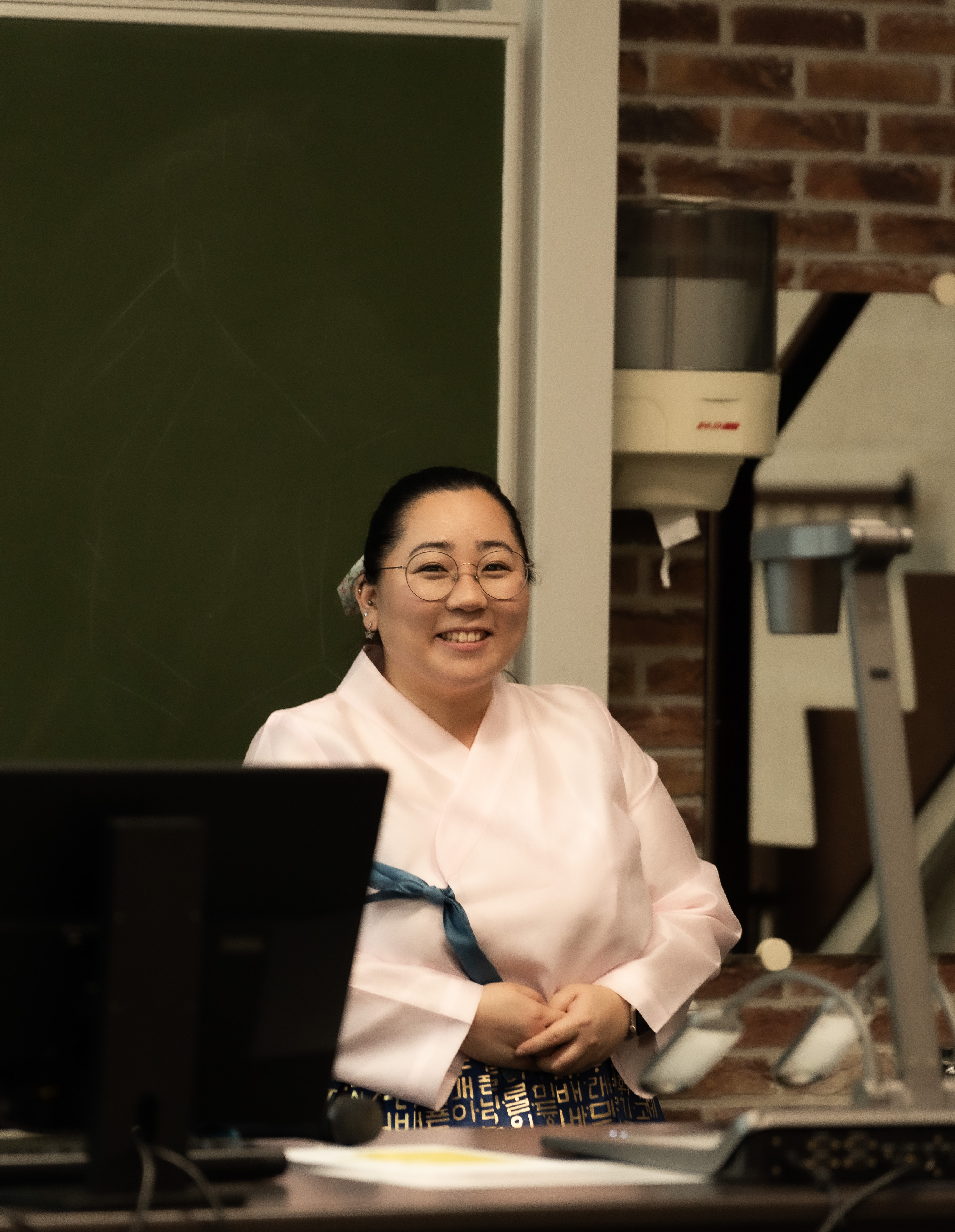 prof_pic.jpg